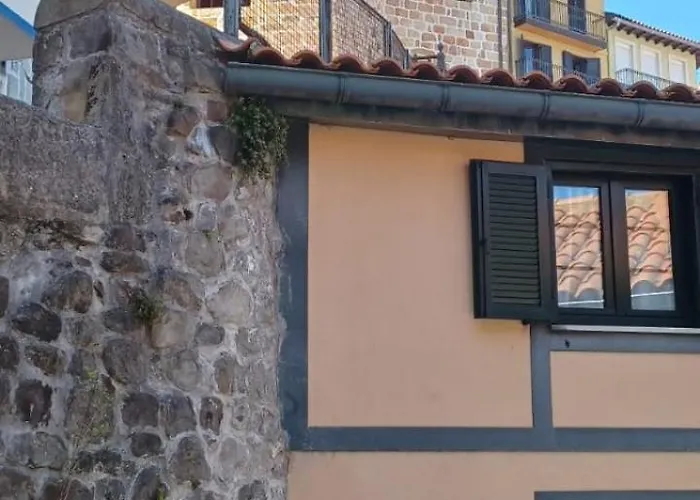 Apartament Politxe *